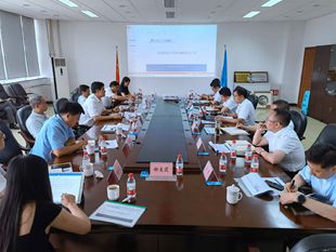 京城機(jī)電黨委副書記、總經(jīng)理王軍一行蒞臨華德液壓調(diào)研指導(dǎo)工作